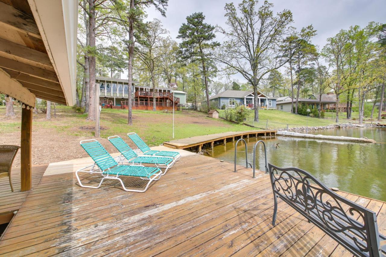 Вілла Cozy Lake Cabin With Dock In Hot Springs Natl Park Lake Hamilton Екстер'єр фото